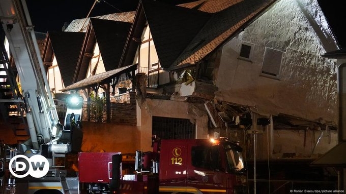 Хотел се е срутил частично в западния германски град Крьоф