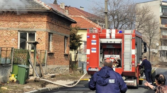 Зов за помощ! Семейство от Кула се нуждае от подкрепа, след като остана без дом заради пожар