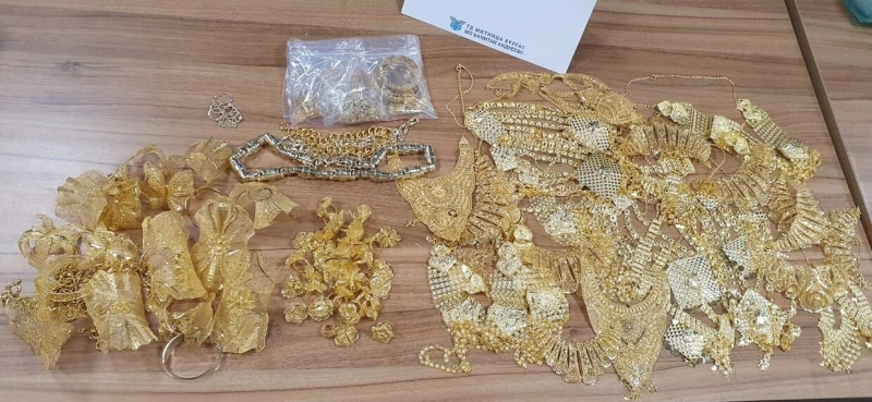 Иззеха близо 2 кг контрабандни златни накити за 249 543 лв. на „Капитан Андреево“