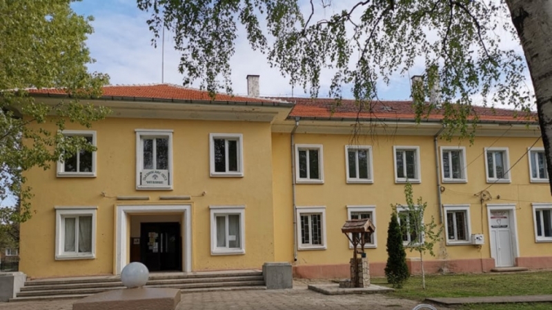 Ремонтират библиотеката на читалище Съединение 1923 в Бърдарски геран предаде БНР