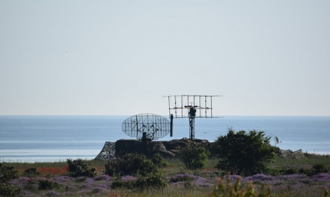 Продължава операцията по търсене и спасяване на пилота на самолет