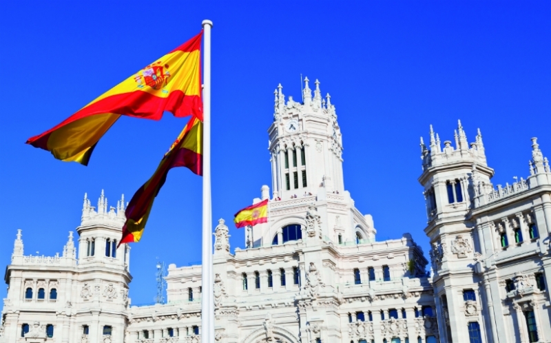 Испания обмисля конституционни промени които биха могли да позволят на