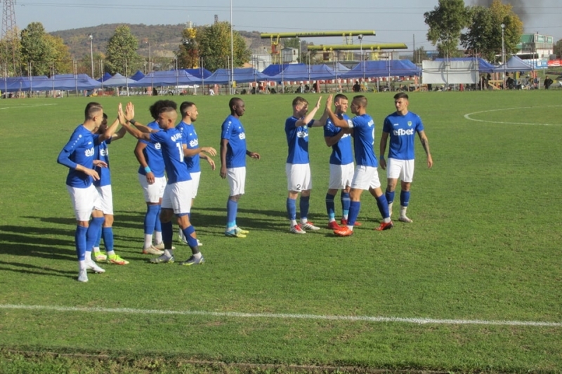 Дреновец победи Левски Левски с 3 0 в среща от 13