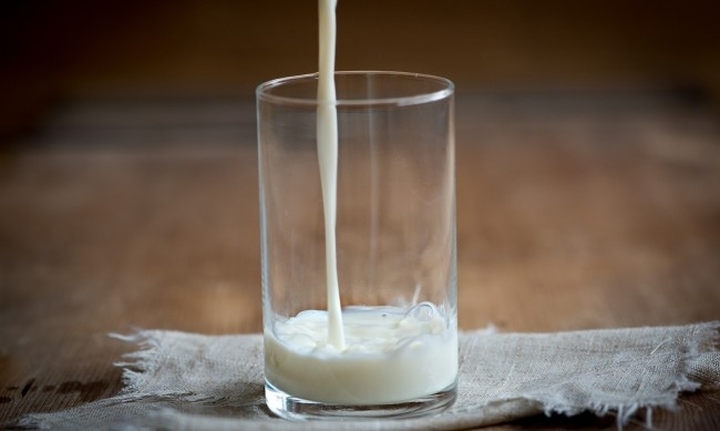 3 54 лв – това е средната цена на прясното мляко