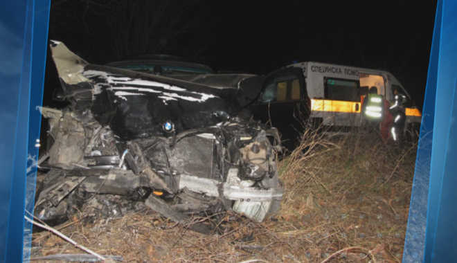 Седем души бяха ранени при тежка катастрофа в събота вечер на пътя