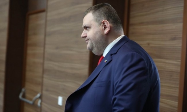 Мисля че всички партии трябва да се смирят Това което