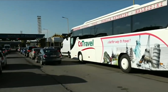 Още от рано сутрин в събота на граничния пункт Дунав