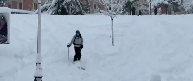 Невижданата снежна буря в Испания стана причина за смъртта на