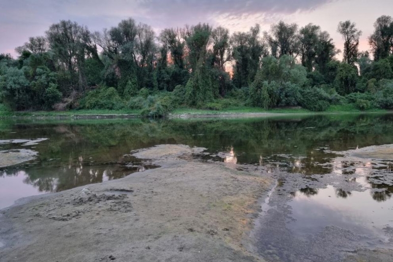 Разследват незаконен добив на пясък и чакъл в река Дунав