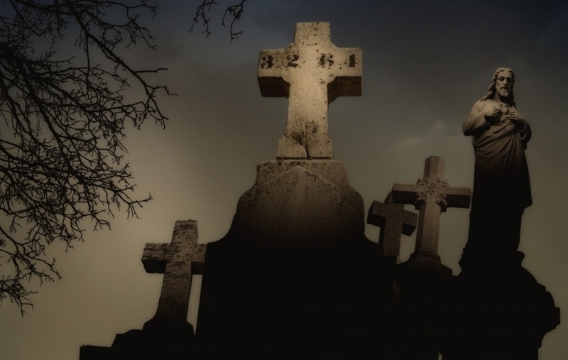 Полицията е заловила мъж с наркотици на гробището в Лом