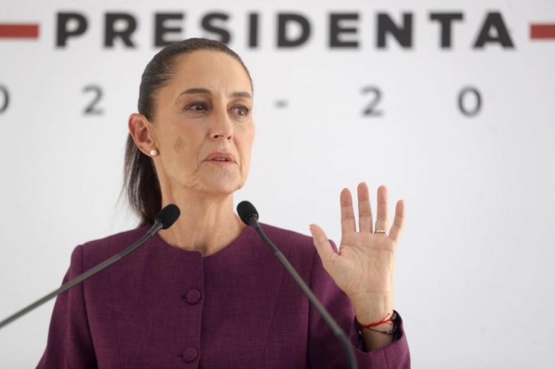 Кола от кортежа на новоизбраната президентка на Мексико Клаудия Шейнбаум