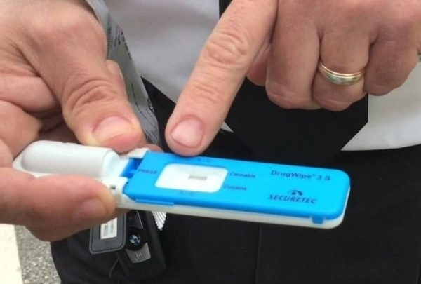 Полицаи са хванали надрусан шофьор зад волана в белослатинското село