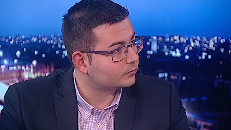 Емил Соколов: Статуквото създава ”патерици”, за да разпилее ...