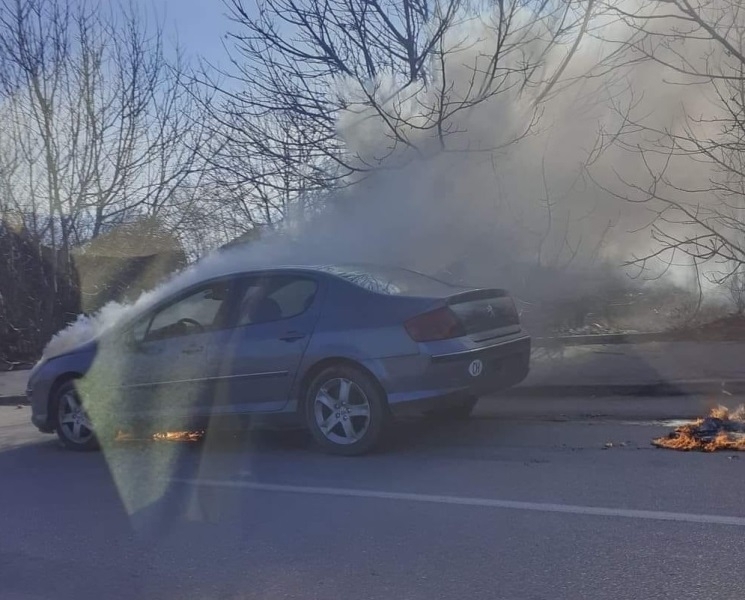 Кола гори на главен булевард във Видин научи агенция BulNews