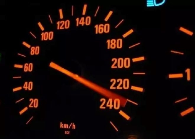 Сръбски пътни полицаи са спрели 31 годишен германец който управлявал автомобил
