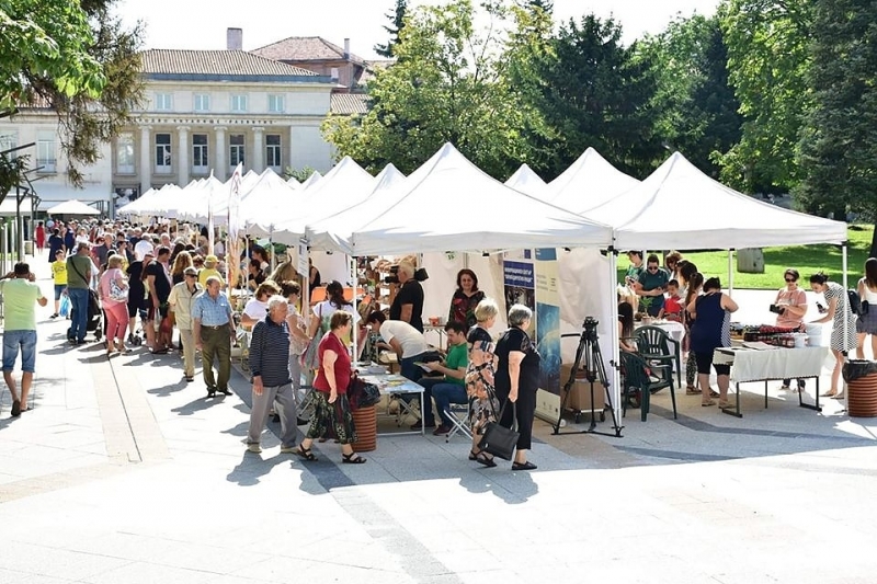 Във второто издание на Фермерския пазар във Враца има двойно