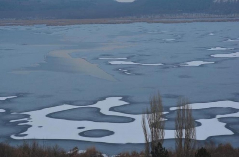 Лед е сковал езерото в „Сребърна”, съобщават от регионалната инспекция
