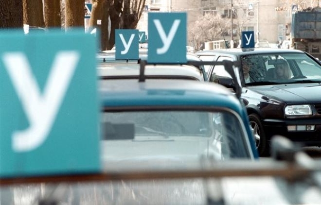 Влязоха в сила промените в изпитите за шофьорска книжка  
При теоретичния