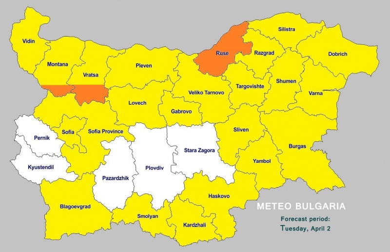 Жълт код за силен вятър е обявен за много места