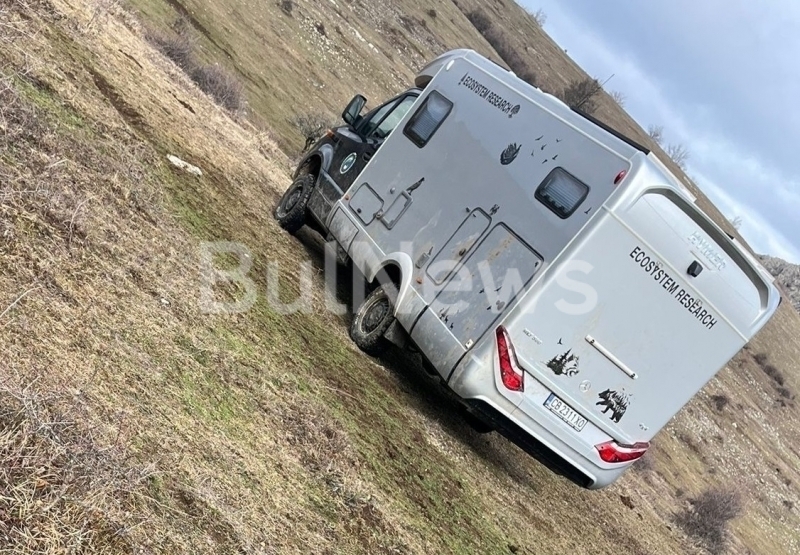 Прокуратурата във Враца освобождава телата на трите жертви от кемпера