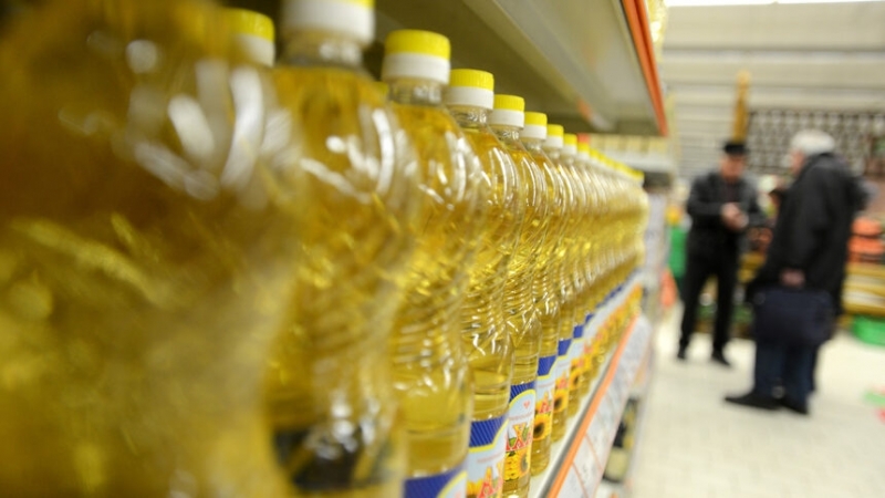 Списъкът на храните съдържащи слънчогледово олио е дълъг чипс