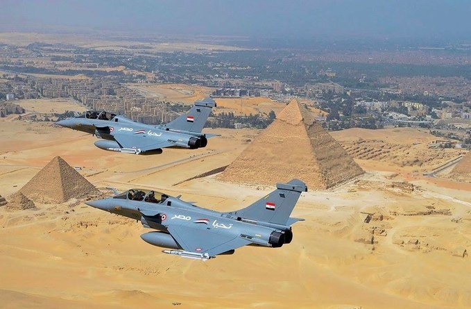 Египет потвърди че е подписал с Франция договор за закупуване на