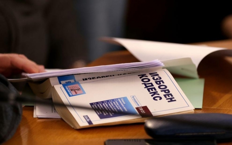 Правната комисия отхвърли ветото на президента върху промените в Изборния кодекс