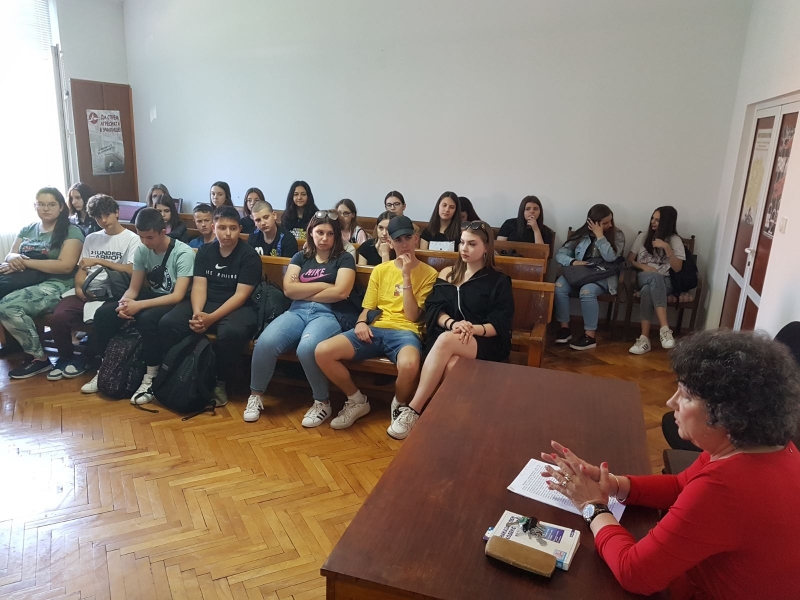 Прокурор от Монтана изнесе лекция пред ученици /снимки/