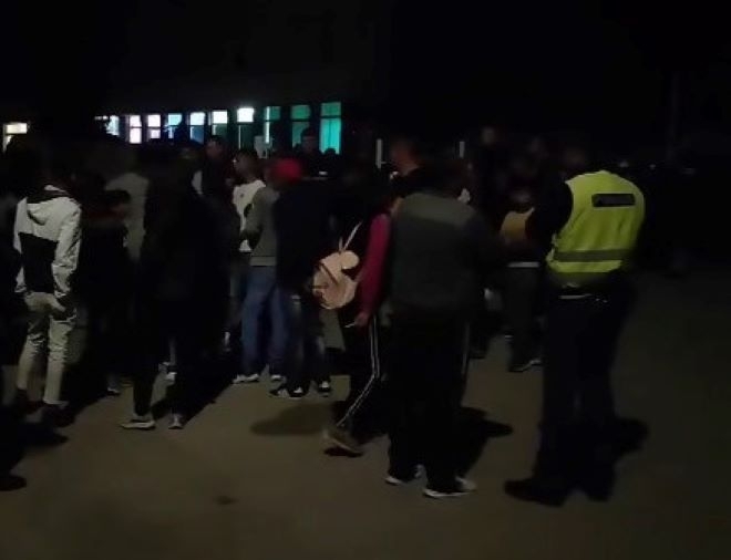 Екшън в Северозапада! Две ромски фамилии се сбиха в Монтана, раниха полицай