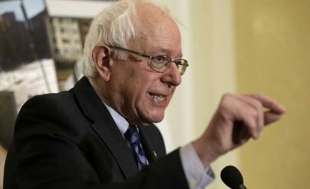 Социалистът и защитник на бедните в САЩ Бърни Сандърс се