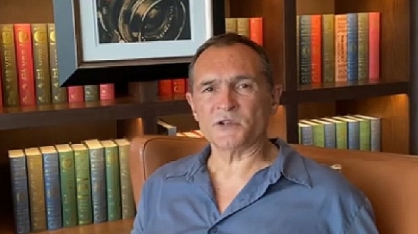 Бизнесменът Васил Божков публикува поредния критичен пост във фейсбук В