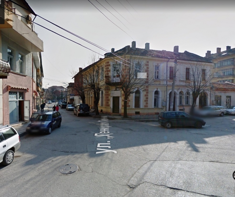 Временно затварят за движение ул Ген Леонов във Враца съобщиха