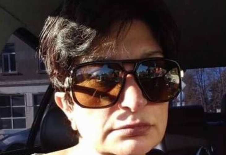 Опитна измамница оплете десетки мъже в любовните си мрежи Главният герой