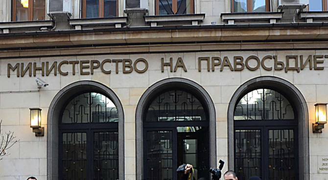 На 5 април около 21 00 часа на територията на затвора София