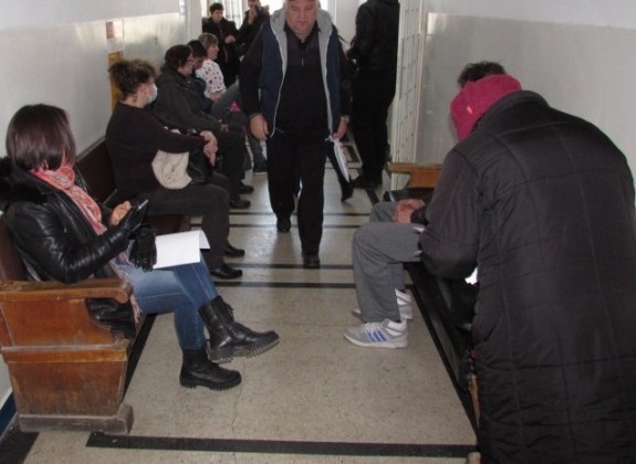 Преди броени минути от Регионалната здравна инспекция във Враца обявиха