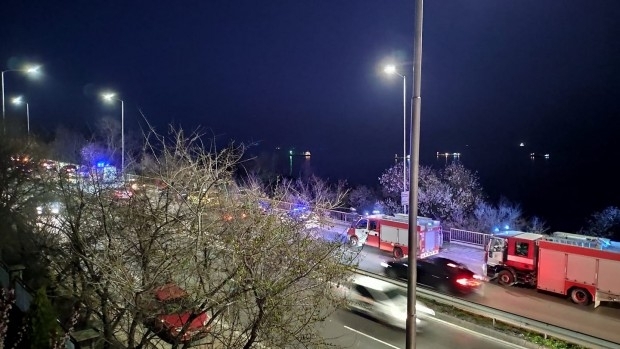 Водач е самокатастрофирал на ул Княз Борис I във Варна