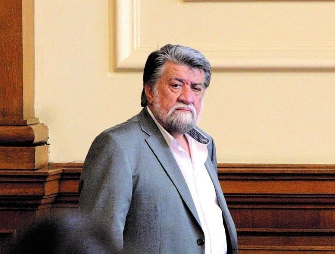 Вежди Рашидов: Няма държава в момента, има една тежка агония