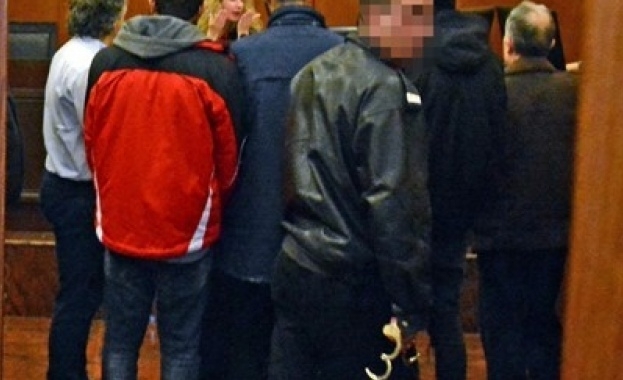 Бях в България но изхарчих парите и се наложи да