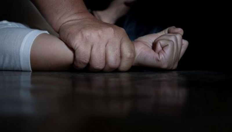 Задържаха многократно осъждан мъж за блудство с момиче в Дряново съобщиха