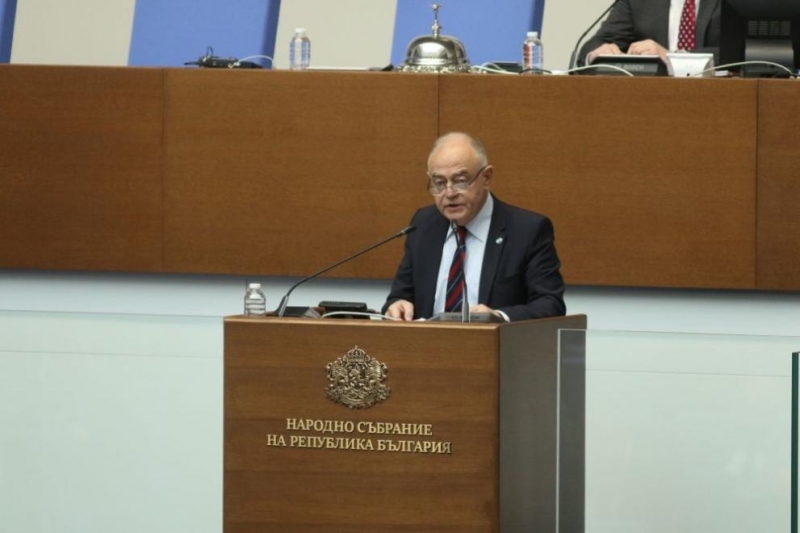 Ген Атанас Атанасов заяви че от Продължаваме промяната – Демократична