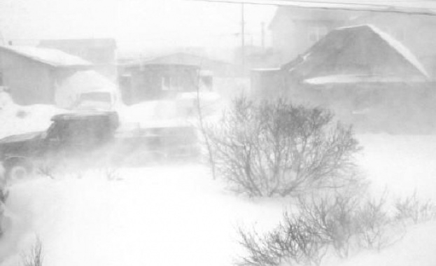 Четвърта за последните три седмици мощна снежна буря удари Североизточното