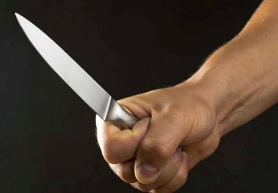 Пиян ром едва не закла жената с която живеел на