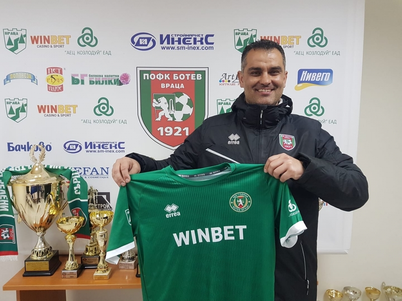 Ботев Враца бързо намери заместник на Тони Здравков От днес