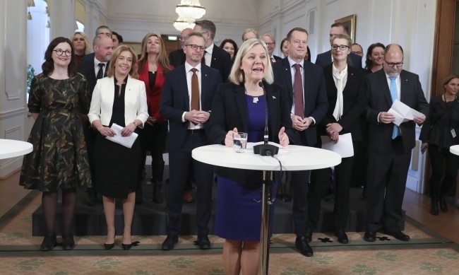 Швеция назначи първия транссексуален министър