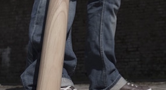 65 годишен мъж бе бит с бухалка и ограбен плячката на