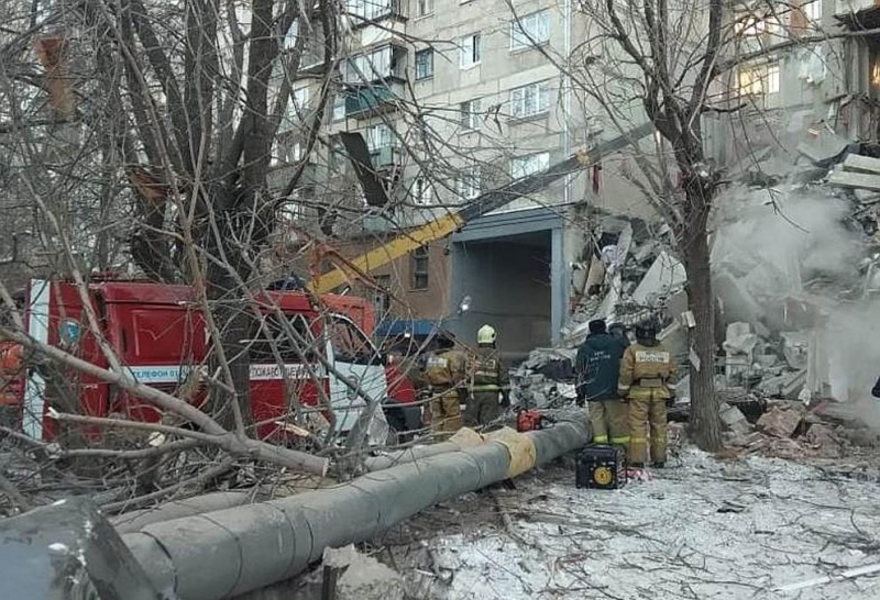 Студовете и рискът от по-нататъшно разрушаване на сградата в руския