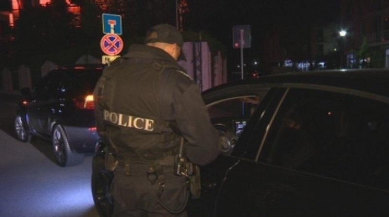 Полицаи са задържали пиян шофьор зад волана във Видин съобщиха