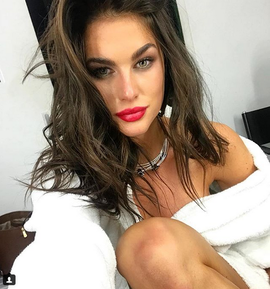 Легендата в мотоспорта Валентино Роси е познат с добрия си