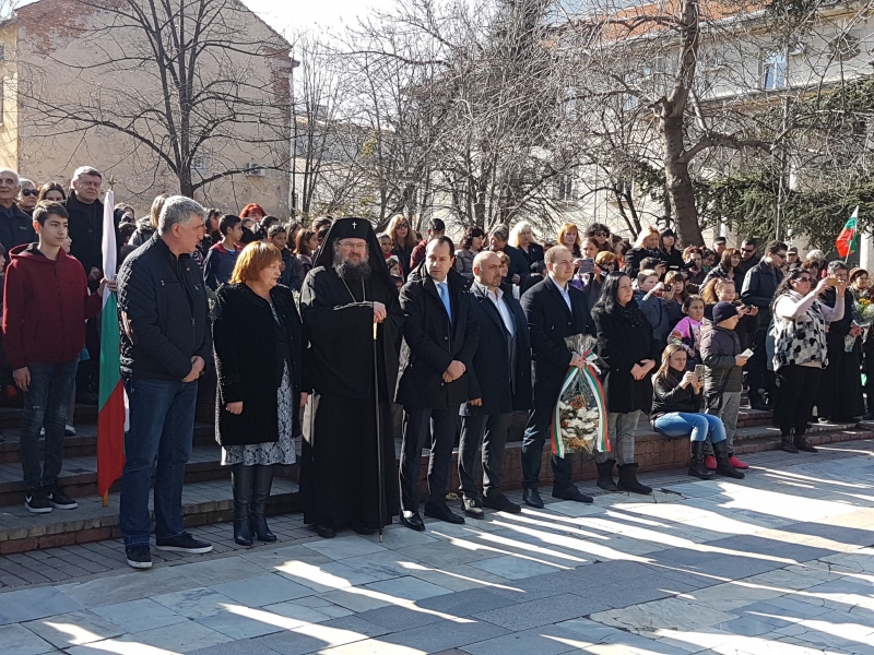 Врачани отбелязаха днес 146 та годишнина от гибелта на Васил Левски Традиционно