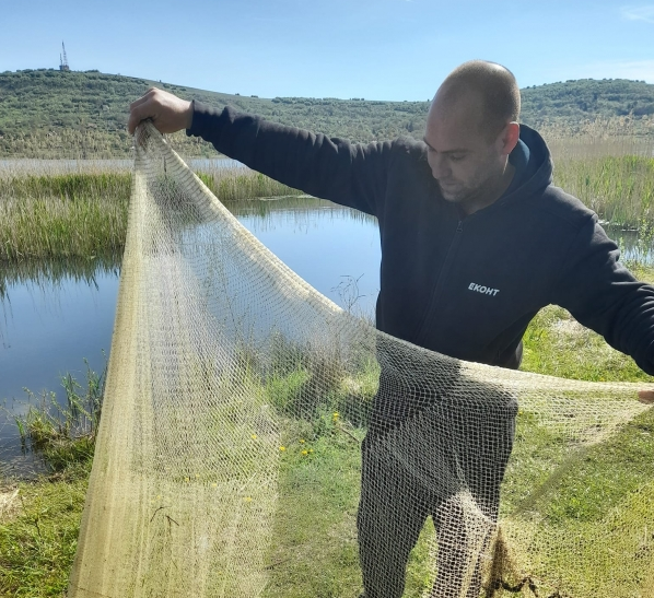 Заловиха бракониер от Монтана на врачанския язовир научи BulNews Мъжът който